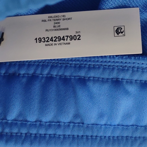 Boys Russell Shorts - Picture 3 of 3